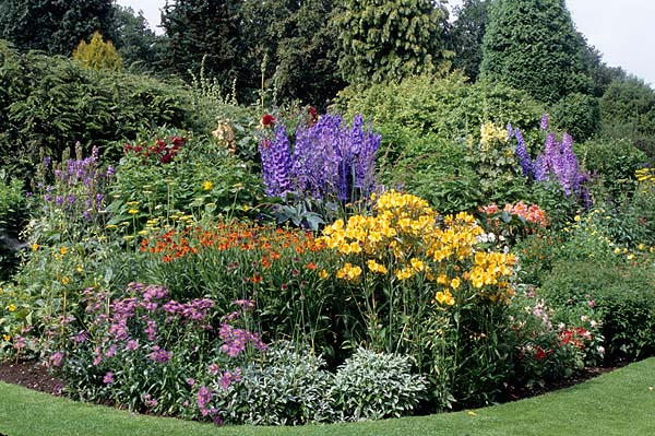 Layered garden border